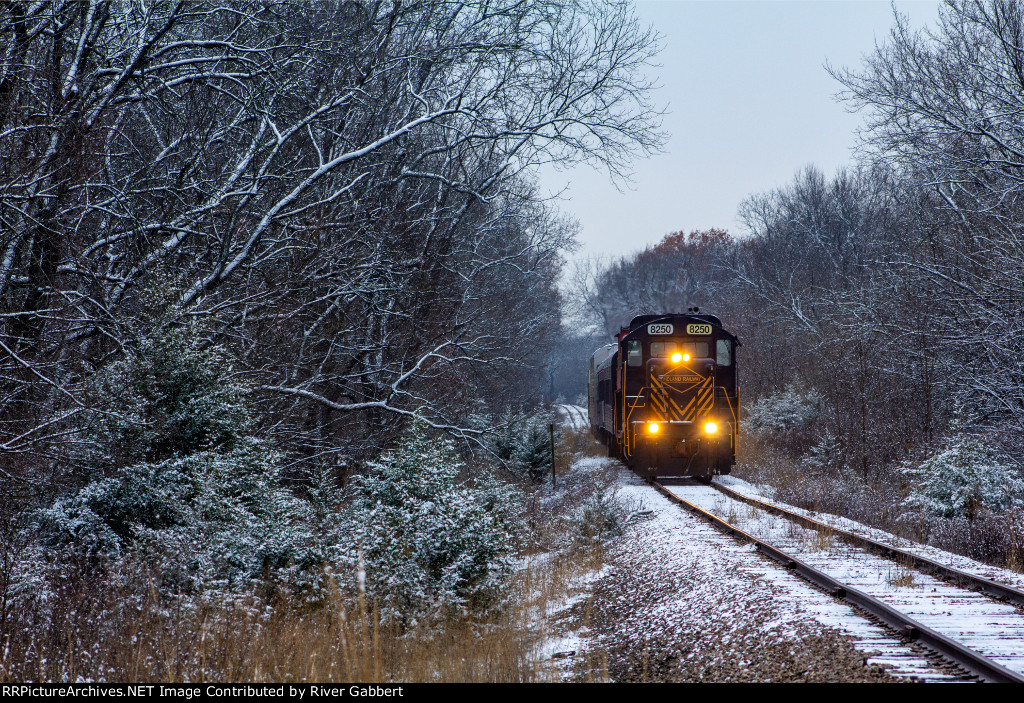 Santa Rocket Debut Run On the Ottawa Northern at Montana Road